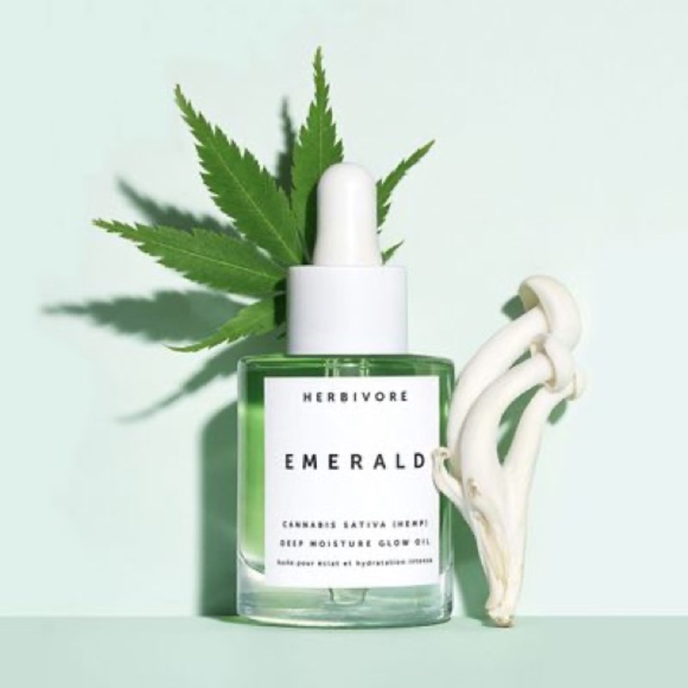 NWT Emerald Hemp Face Oil - Picture 2 of 9